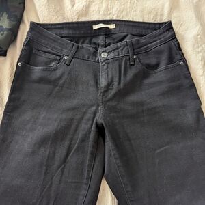 Levi's 811 Curvy Skinny black jeans